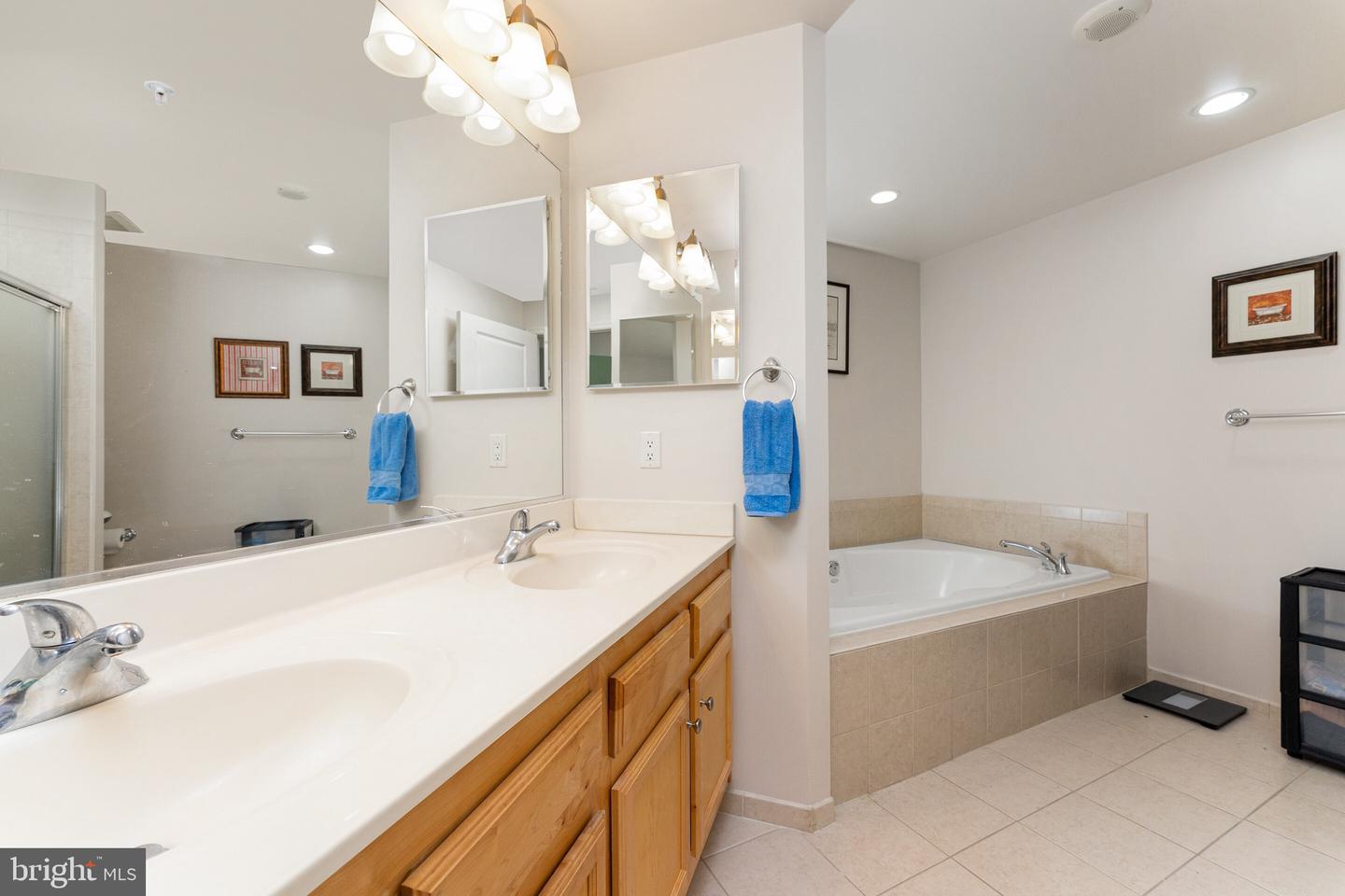 1830 FOUNTAIN DRIVE #806, RESTON, Virginia 20190, 2 Bedrooms Bedrooms, ,2 BathroomsBathrooms,Residential,For sale,1830 FOUNTAIN DRIVE #806,VAFX2218600 MLS # VAFX2218600