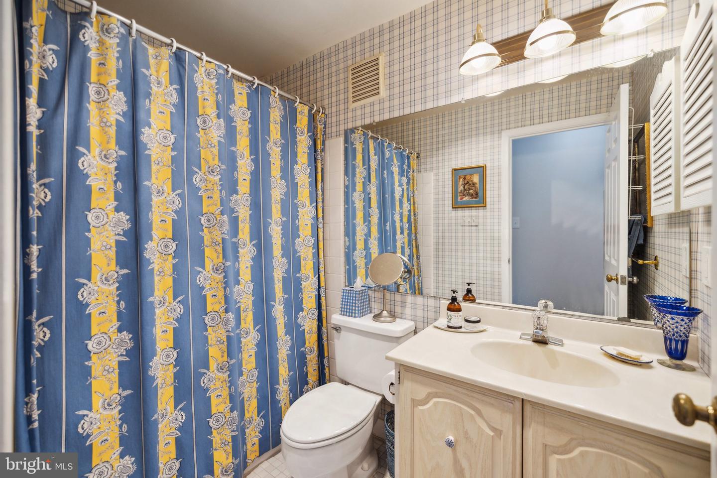 3285 SUTTON PL NW #D, WASHINGTON, District Of Columbia 20016, 2 Bedrooms Bedrooms, ,2 BathroomsBathrooms,Residential,For sale,3285 SUTTON PL NW #D,DCDC2176878 MLS # DCDC2176878