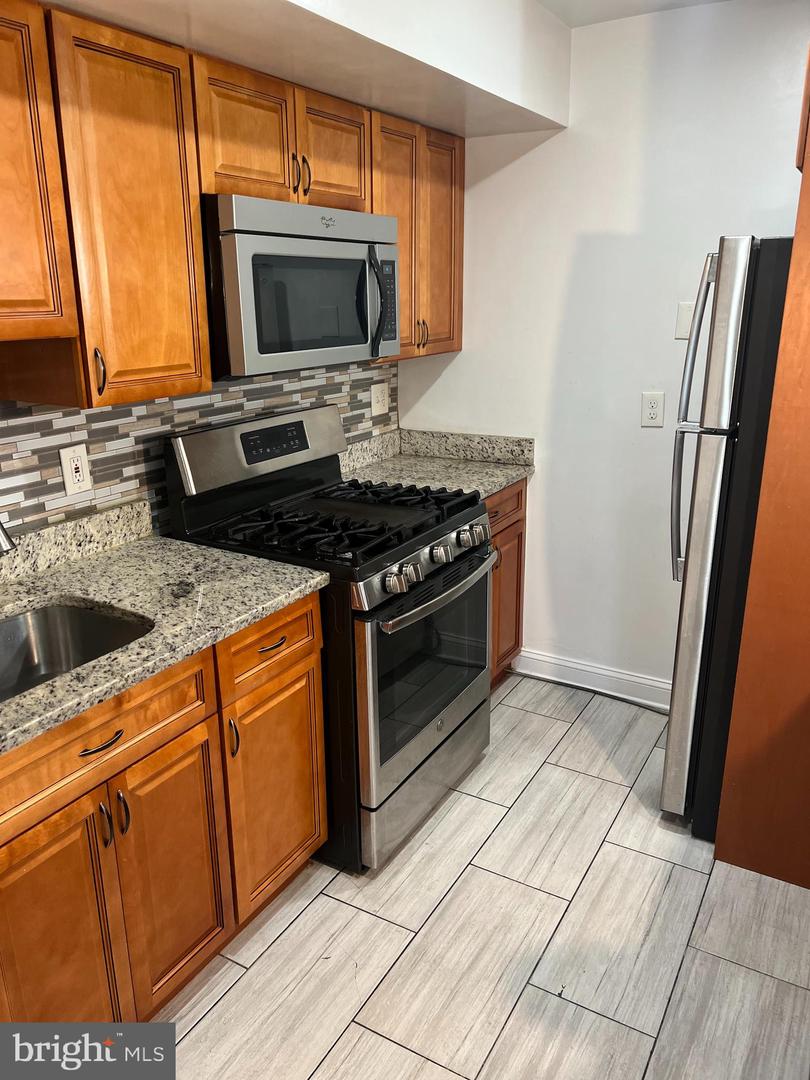 3408 25TH ST S #5, ARLINGTON, Virginia 22206, 2 Bedrooms Bedrooms, ,1 BathroomBathrooms,Residential,For sale,3408 25TH ST S #5,VAAR2052922 MLS # VAAR2052922