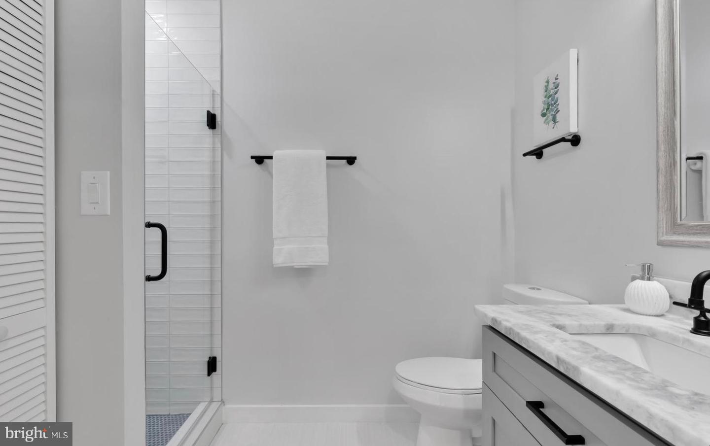 210 VARNUM ST NW #4, WASHINGTON, District Of Columbia 20011, 2 Bedrooms Bedrooms, ,2 BathroomsBathrooms,Residential,For sale,210 VARNUM ST NW #4,DCDC2177350 MLS # DCDC2177350