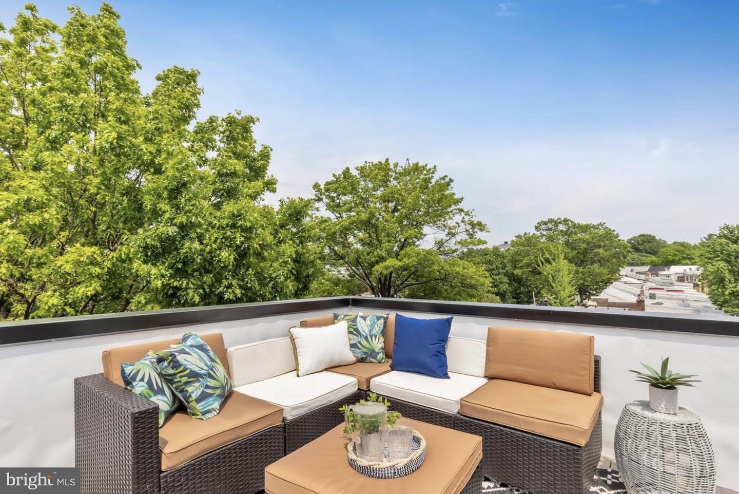210 VARNUM ST NW #4, WASHINGTON, District Of Columbia 20011, 2 Bedrooms Bedrooms, ,2 BathroomsBathrooms,Residential,For sale,210 VARNUM ST NW #4,DCDC2177350 MLS # DCDC2177350