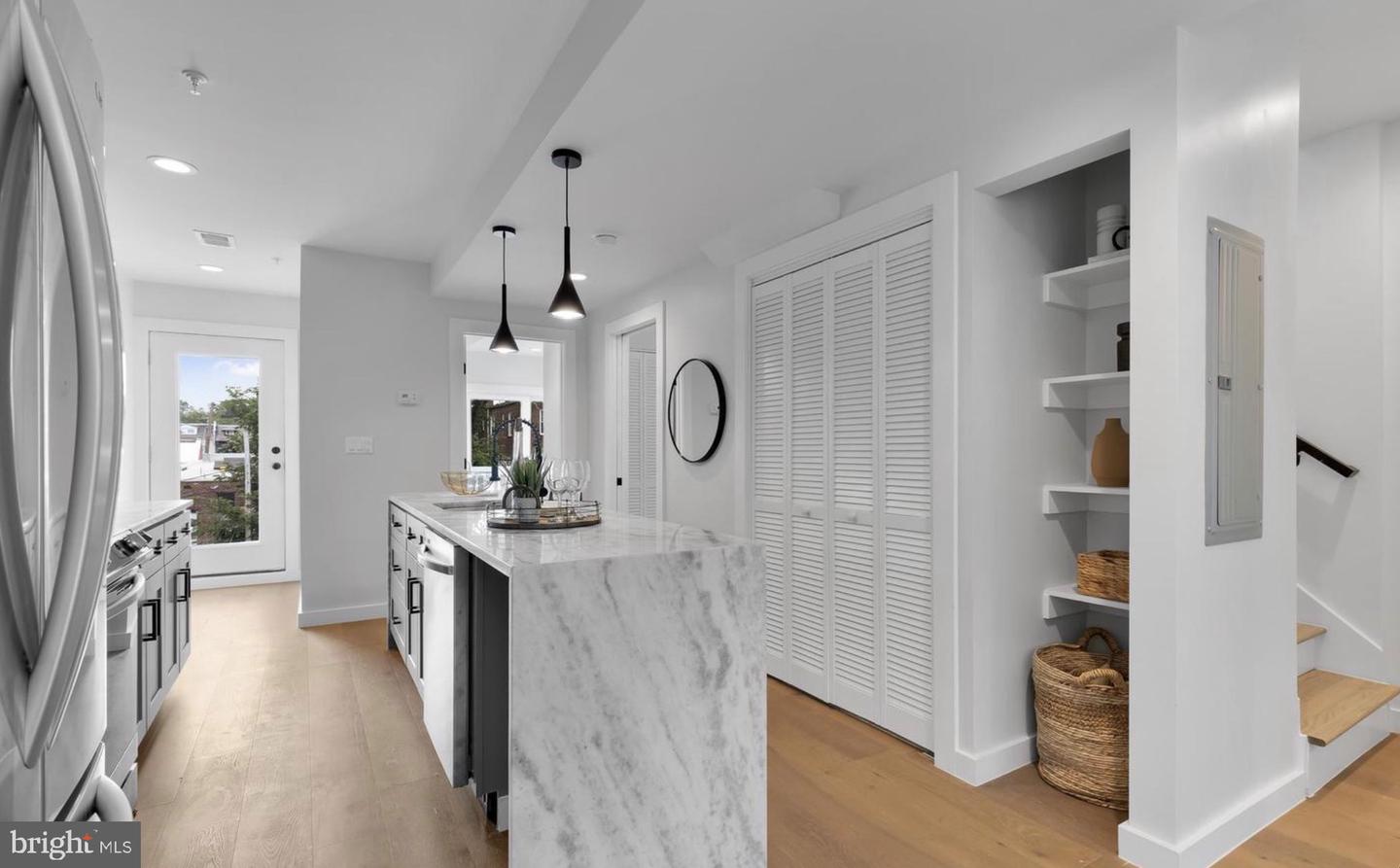 210 VARNUM ST NW #4, WASHINGTON, District Of Columbia 20011, 2 Bedrooms Bedrooms, ,2 BathroomsBathrooms,Residential,For sale,210 VARNUM ST NW #4,DCDC2177350 MLS # DCDC2177350