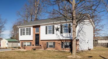 206 20TH ST, GROTTOES, Virginia 24441, 3 Bedrooms Bedrooms, ,1 BathroomBathrooms,Residential,206 20TH ST,660484 MLS # 660484