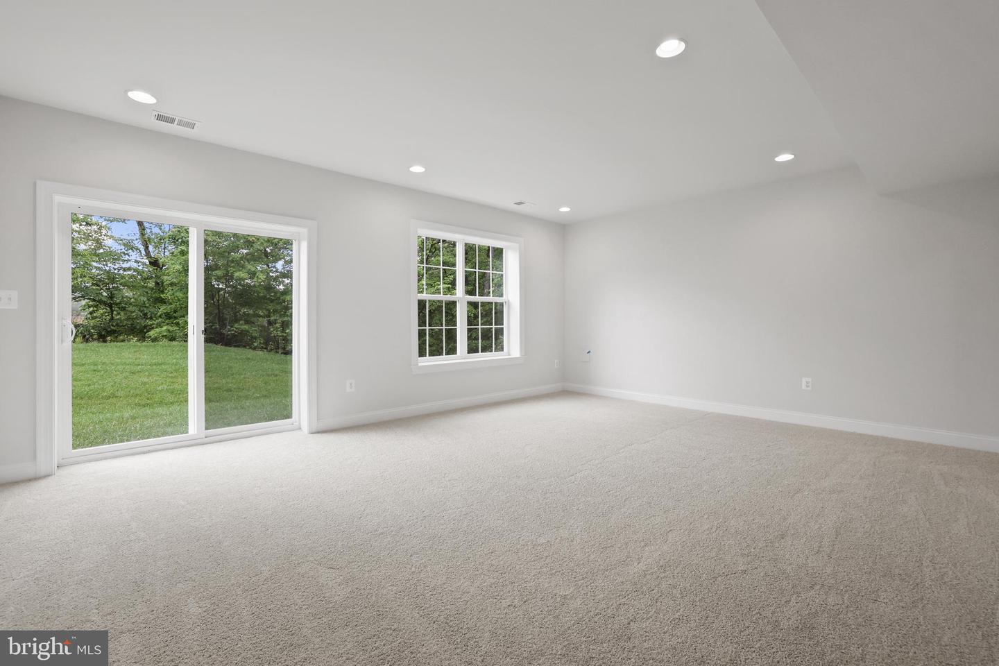 14496 AURORA DR, WOODBRIDGE, Virginia 22193, 4 Bedrooms Bedrooms, ,3 BathroomsBathrooms,Residential,For sale,14496 AURORA DR,VAPW2086988 MLS # VAPW2086988