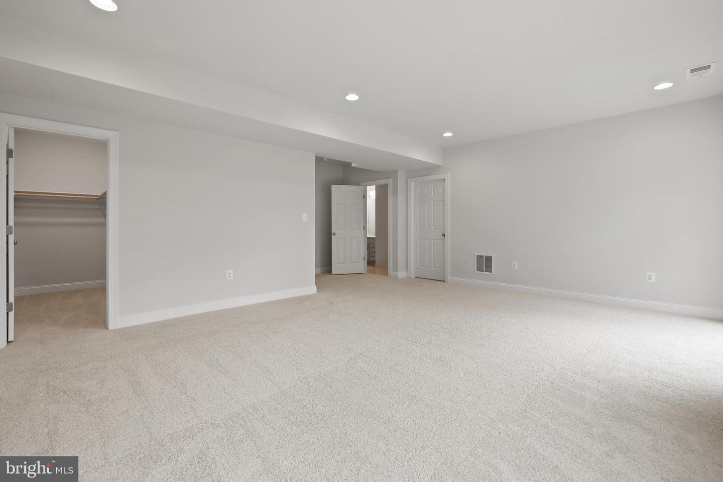 14496 AURORA DR, WOODBRIDGE, Virginia 22193, 4 Bedrooms Bedrooms, ,3 BathroomsBathrooms,Residential,For sale,14496 AURORA DR,VAPW2086988 MLS # VAPW2086988