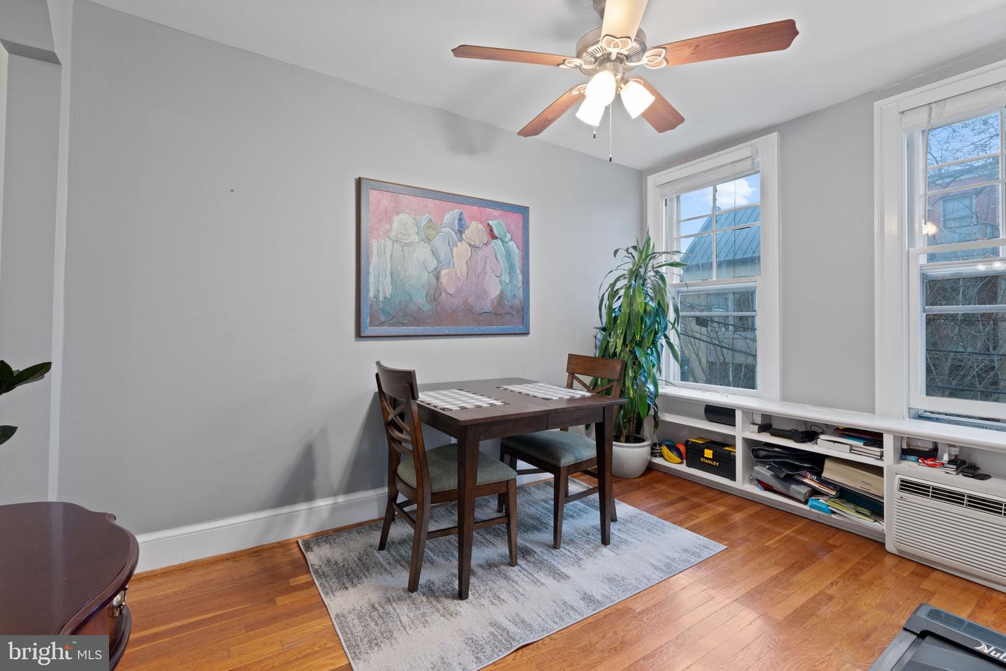 1816 T ST NW, WASHINGTON, District Of Columbia 20009, 1 Bedroom Bedrooms, ,1 BathroomBathrooms,Residential,For sale,1816 T ST NW,DCDC2176568 MLS # DCDC2176568