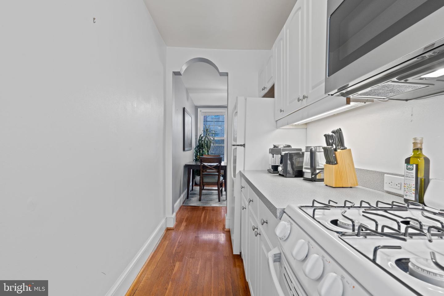 1816 T ST NW, WASHINGTON, District Of Columbia 20009, 1 Bedroom Bedrooms, ,1 BathroomBathrooms,Residential,For sale,1816 T ST NW,DCDC2176568 MLS # DCDC2176568