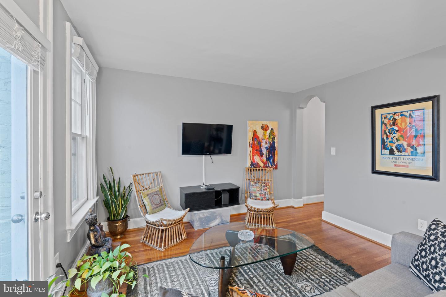 1816 T ST NW, WASHINGTON, District Of Columbia 20009, 1 Bedroom Bedrooms, ,1 BathroomBathrooms,Residential,For sale,1816 T ST NW,DCDC2176568 MLS # DCDC2176568