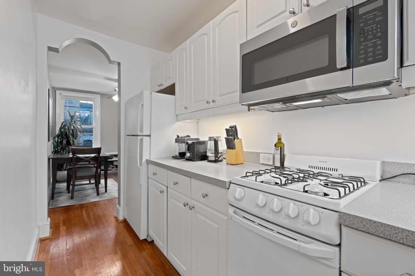 1816 T ST NW, WASHINGTON, District Of Columbia 20009, 1 Bedroom Bedrooms, ,1 BathroomBathrooms,Residential,For sale,1816 T ST NW,DCDC2176568 MLS # DCDC2176568