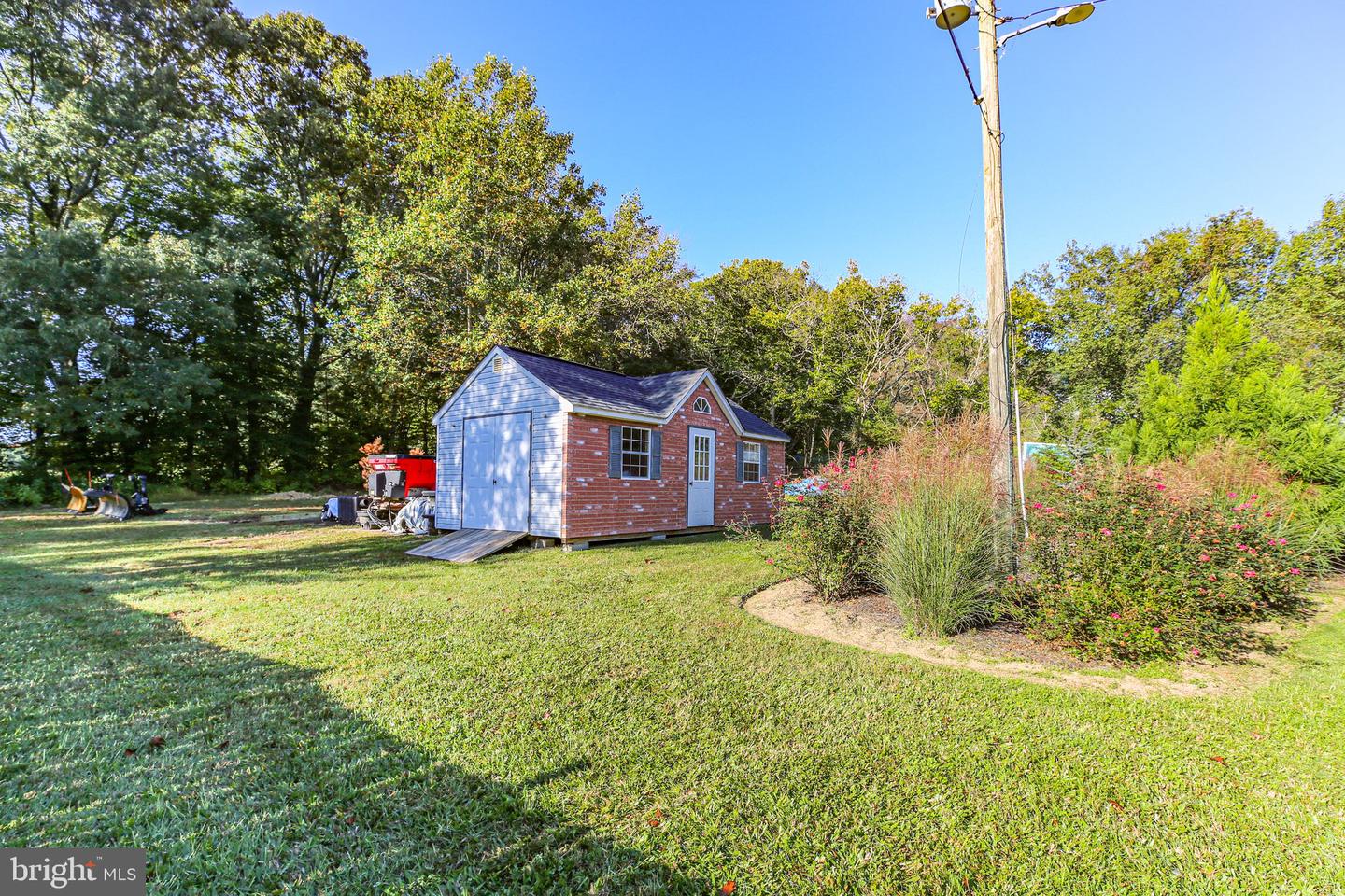 360 CHAPEL GREEN RD, FREDERICKSBURG, Virginia 22405, 3 Bedrooms Bedrooms, 7 Rooms Rooms,2 BathroomsBathrooms,Residential,For sale,360 CHAPEL GREEN RD,VAST2033470 MLS # VAST2033470