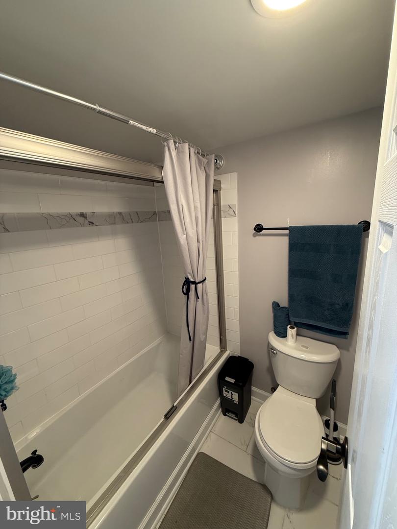 1225 MARTHA CUSTIS DR #504, ALEXANDRIA, Virginia 22302, 1 Bedroom Bedrooms, ,1 BathroomBathrooms,Residential,For sale,1225 MARTHA CUSTIS DR #504,VAAX2040154 MLS # VAAX2040154