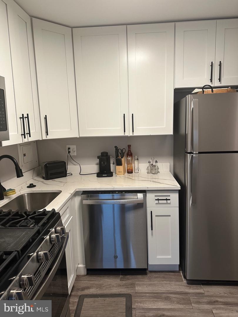 1225 MARTHA CUSTIS DR #504, ALEXANDRIA, Virginia 22302, 1 Bedroom Bedrooms, ,1 BathroomBathrooms,Residential,For sale,1225 MARTHA CUSTIS DR #504,VAAX2040154 MLS # VAAX2040154