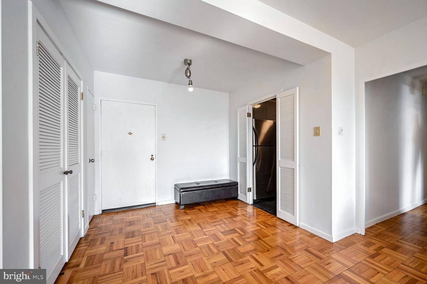 2475 VIRGINIA AVE NW #814, WASHINGTON, District Of Columbia 20037, 1 Bedroom Bedrooms, ,1 BathroomBathrooms,Residential,For sale,2475 VIRGINIA AVE NW #814,DCDC2176060 MLS # DCDC2176060