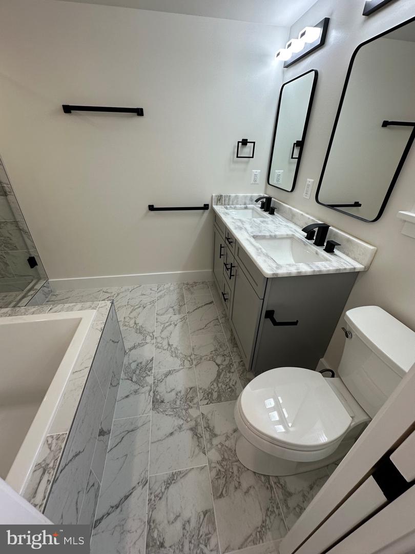 3210 8TH ST SE #1, WASHINGTON, District Of Columbia 20032, 2 Bedrooms Bedrooms, ,2 BathroomsBathrooms,Residential,For sale,3210 8TH ST SE #1,DCDC2183476 MLS # DCDC2183476