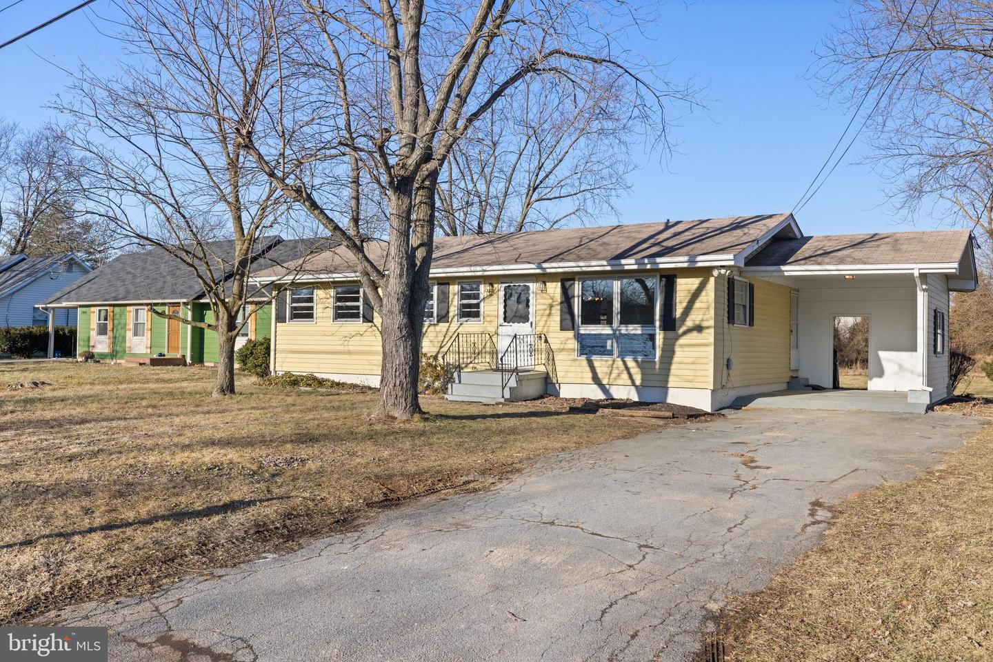 2943 S PLEASANT VALLEY RD, WINCHESTER, Virginia 22601, 3 Bedrooms Bedrooms, ,2 BathroomsBathrooms,Residential,For sale,2943 S PLEASANT VALLEY RD,VAWI2007086 MLS # VAWI2007086