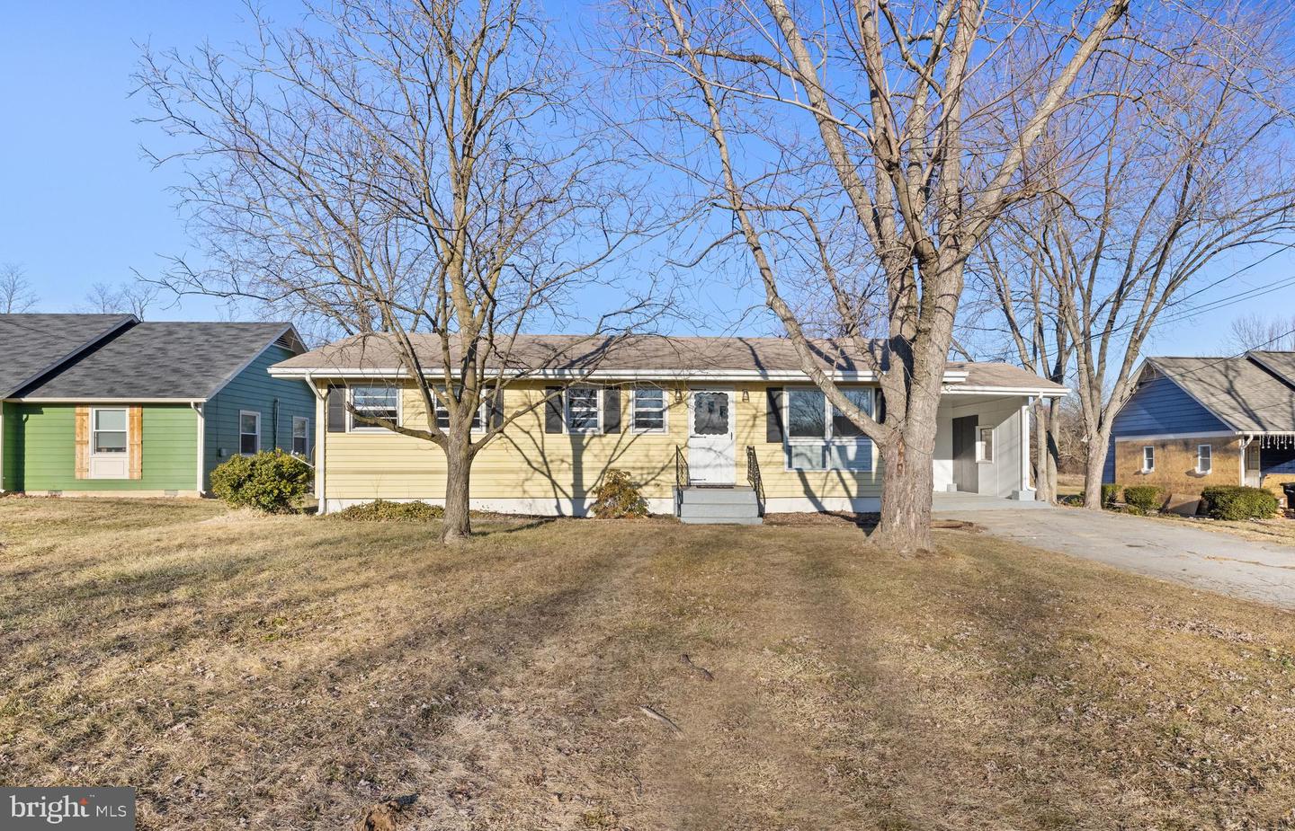 2943 S PLEASANT VALLEY RD, WINCHESTER, Virginia 22601, 3 Bedrooms Bedrooms, ,2 BathroomsBathrooms,Residential,For sale,2943 S PLEASANT VALLEY RD,VAWI2007086 MLS # VAWI2007086