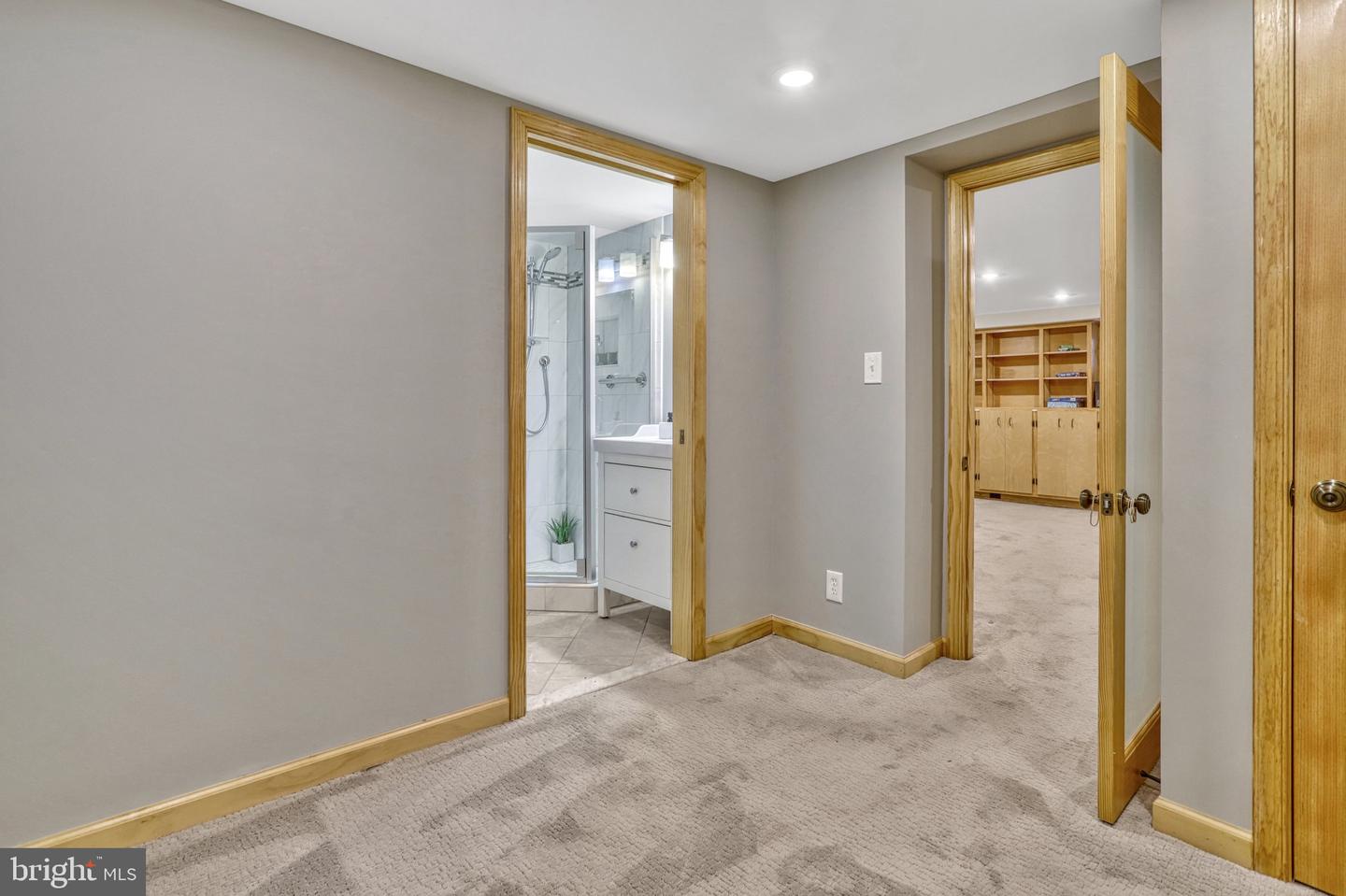 3484 S UTAH ST, ARLINGTON, Virginia 22206, 1 Bedroom Bedrooms, ,2 BathroomsBathrooms,Residential,For sale,3484 S UTAH ST,VAAR2050908 MLS # VAAR2050908