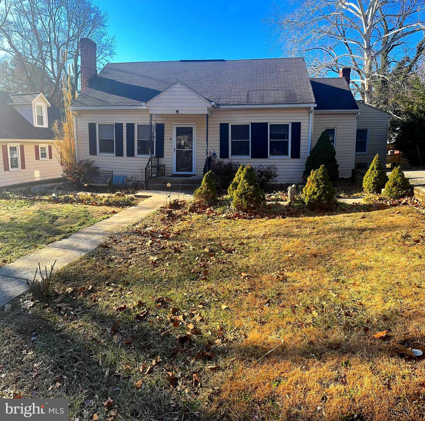 19314 WEAVER RD, TRIANGLE, Virginia 22172, 4 Bedrooms Bedrooms, ,3 BathroomsBathrooms,Residential,For sale,19314 WEAVER RD,VAPW2085376 MLS # VAPW2085376