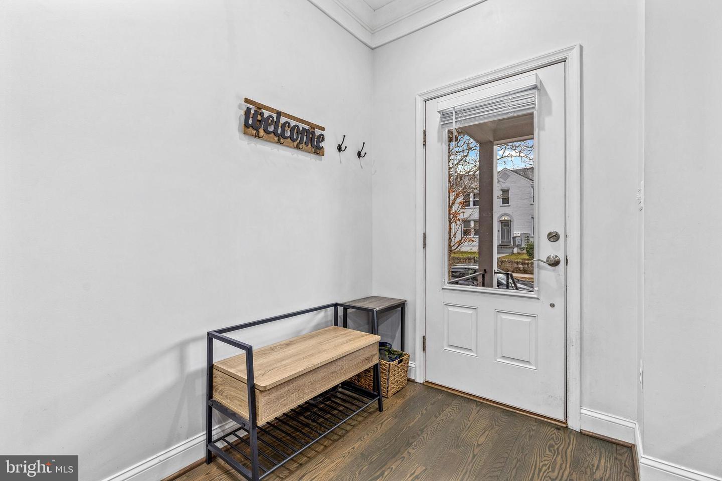 1826 M ST NE, WASHINGTON, District Of Columbia 20002, 4 Bedrooms Bedrooms, ,3 BathroomsBathrooms,Residential,For sale,1826 M ST NE,DCDC2173782 MLS # DCDC2173782