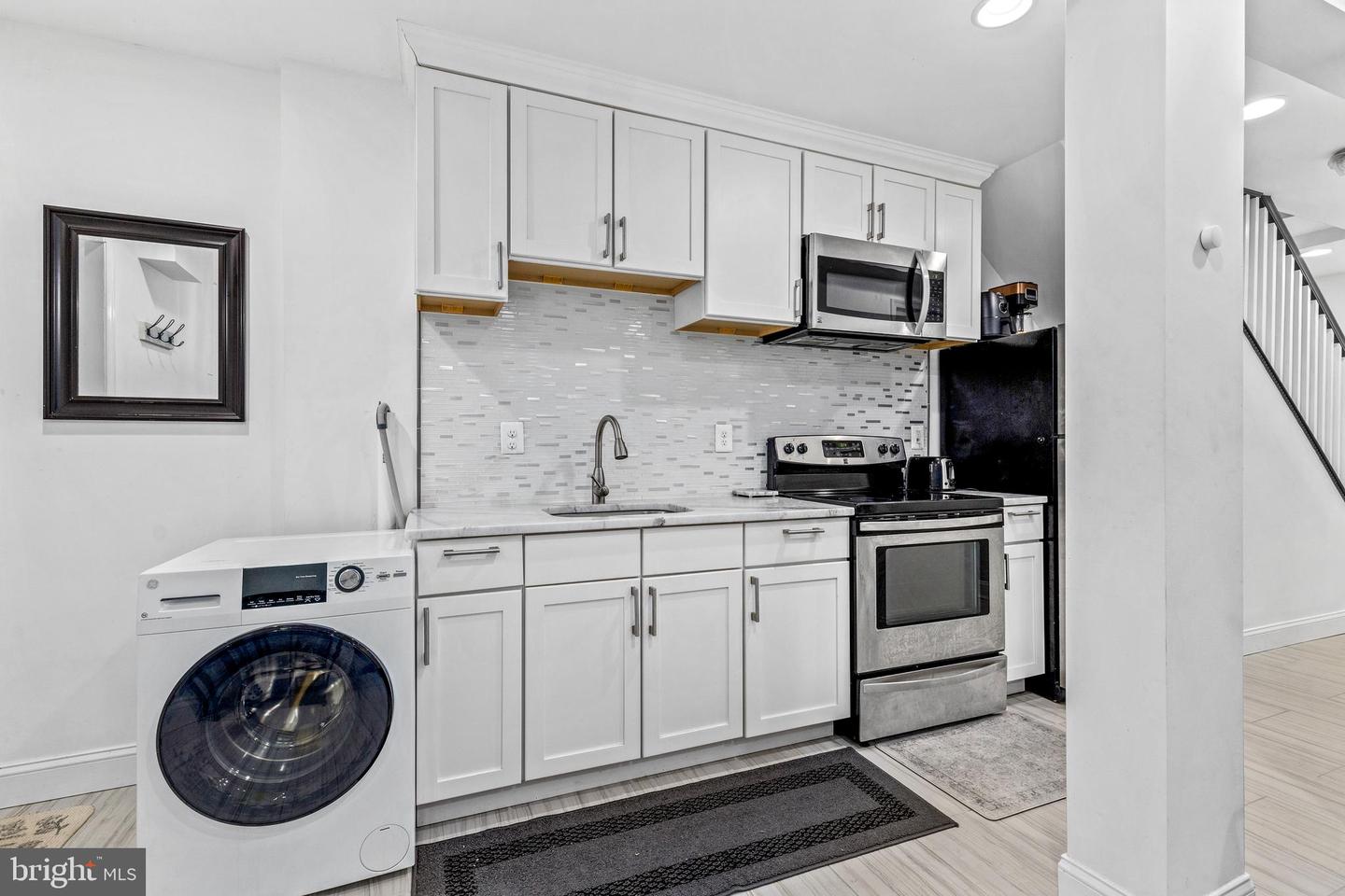 1826 M ST NE, WASHINGTON, District Of Columbia 20002, 4 Bedrooms Bedrooms, ,3 BathroomsBathrooms,Residential,For sale,1826 M ST NE,DCDC2173782 MLS # DCDC2173782