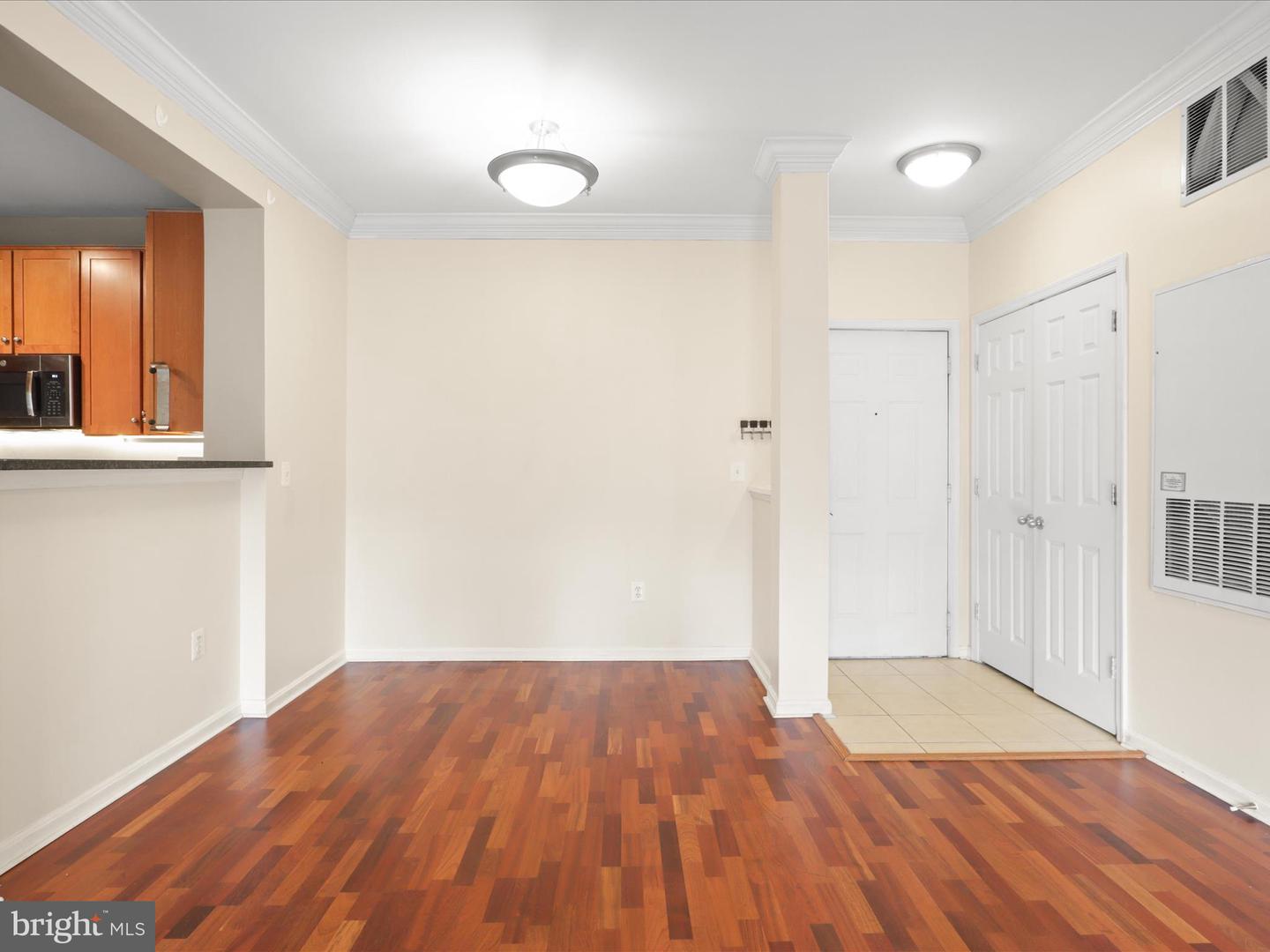 4860 EISENHOWER AVE #292, ALEXANDRIA, Virginia 22304, 2 Bedrooms Bedrooms, ,2 BathroomsBathrooms,Residential,For sale,4860 EISENHOWER AVE #292,VAAX2040730 MLS # VAAX2040730