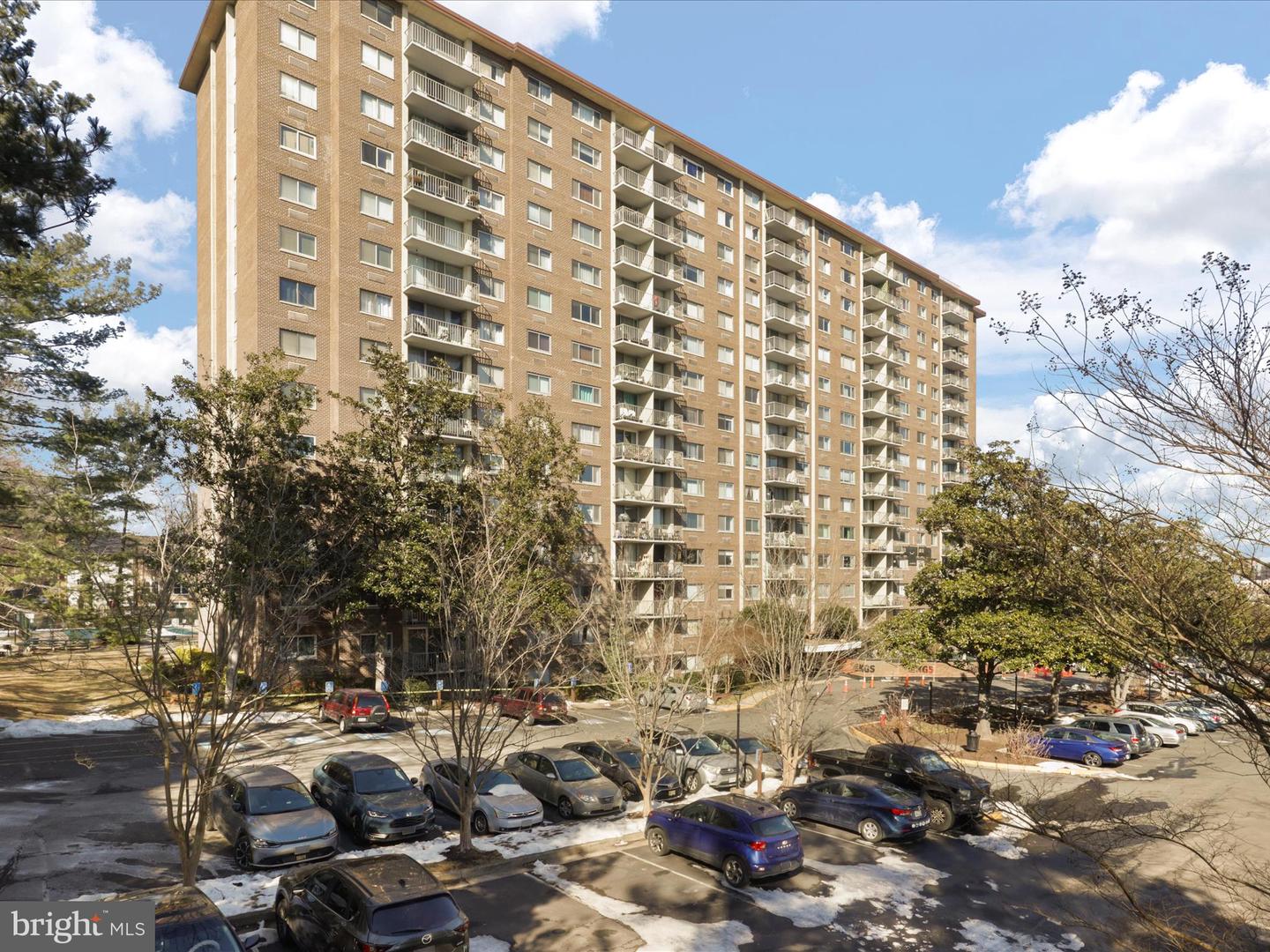 2059 HUNTINGTON AVE #1606, ALEXANDRIA, Virginia 22303, 2 Bedrooms Bedrooms, ,2 BathroomsBathrooms,Residential,For sale,2059 HUNTINGTON AVE #1606,VAFX2218194 MLS # VAFX2218194