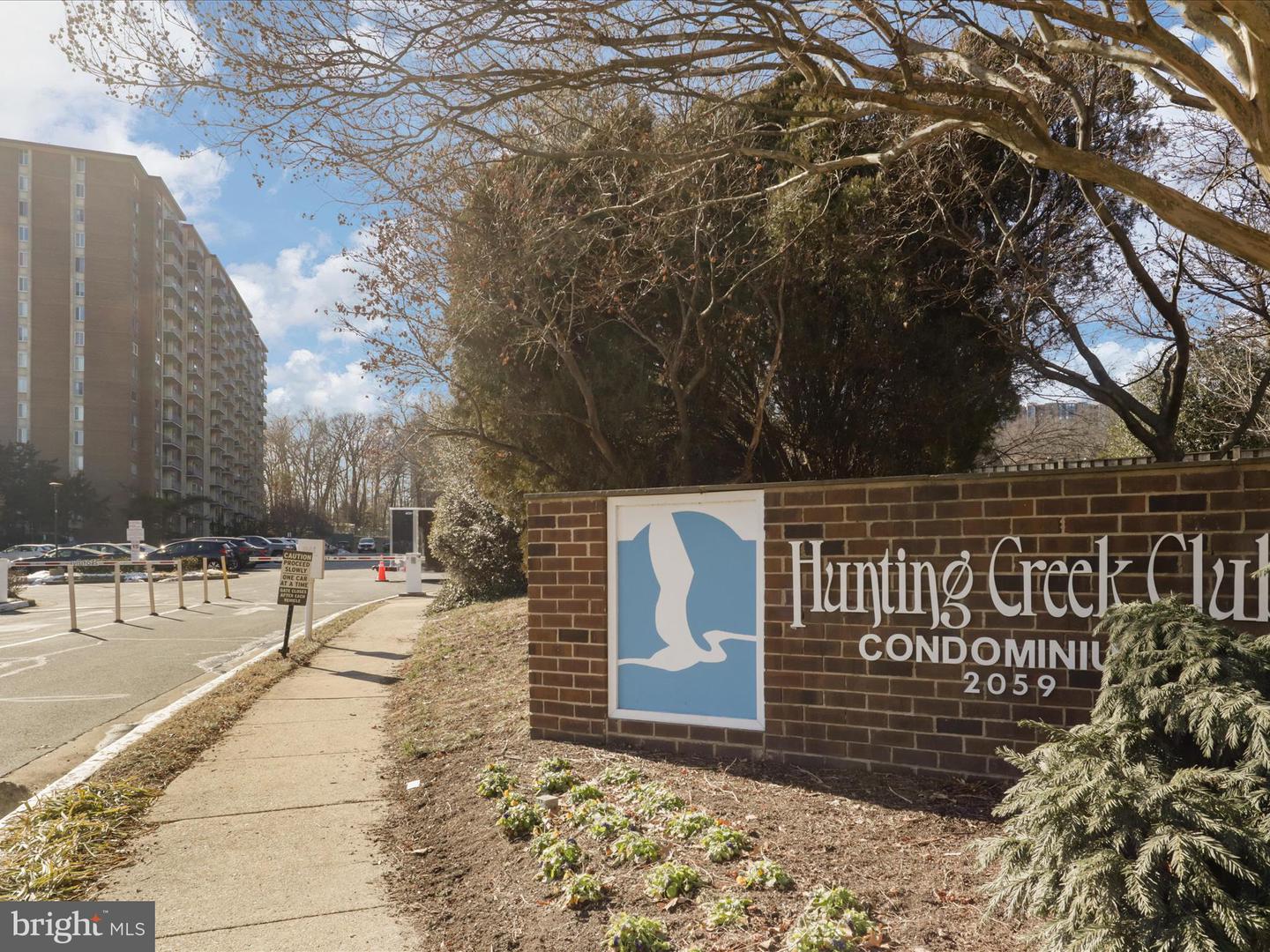 2059 HUNTINGTON AVE #1606, ALEXANDRIA, Virginia 22303, 2 Bedrooms Bedrooms, ,2 BathroomsBathrooms,Residential,For sale,2059 HUNTINGTON AVE #1606,VAFX2218194 MLS # VAFX2218194