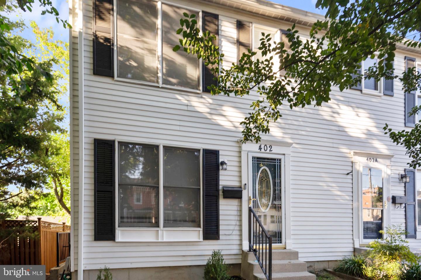 402 E RAYMOND AVE, ALEXANDRIA, Virginia 22301, 2 Bedrooms Bedrooms, ,3 BathroomsBathrooms,Residential,For sale,402 E RAYMOND AVE,VAAX2040948 MLS # VAAX2040948