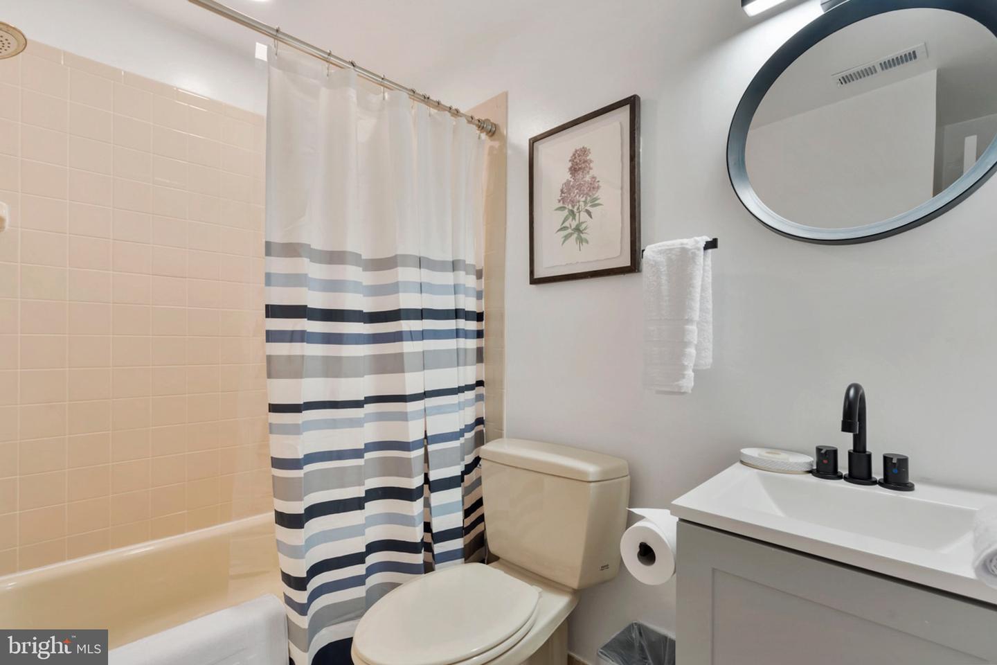 402 E RAYMOND AVE, ALEXANDRIA, Virginia 22301, 2 Bedrooms Bedrooms, ,3 BathroomsBathrooms,Residential,For sale,402 E RAYMOND AVE,VAAX2040948 MLS # VAAX2040948