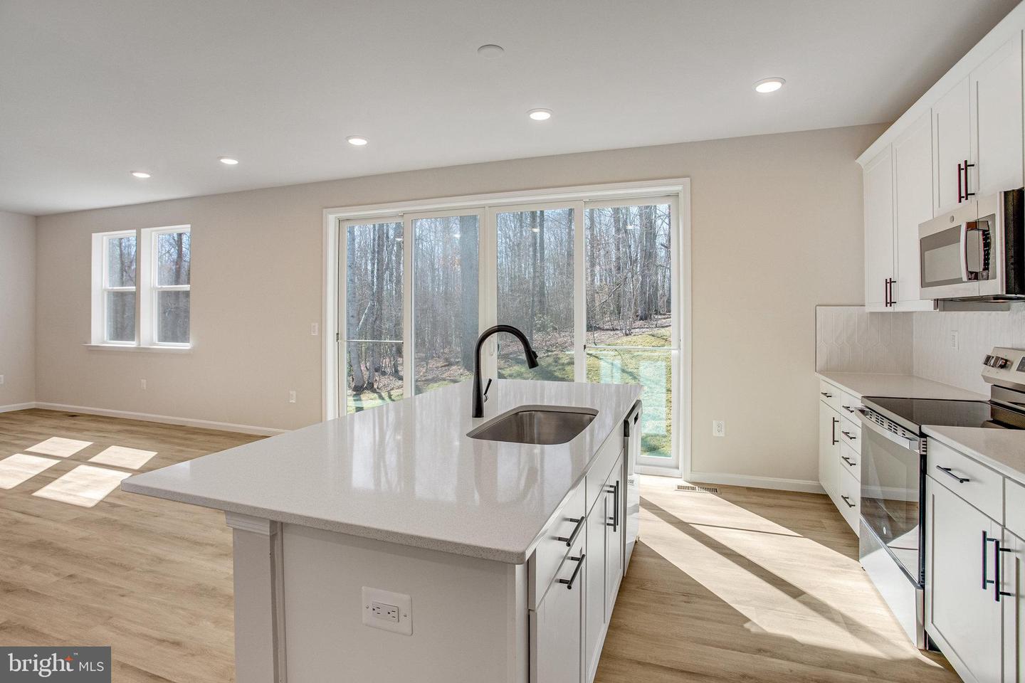 2916 WHITE TAIL DRIVE, LOCUST GROVE, Virginia 22508, 4 Bedrooms Bedrooms, ,2 BathroomsBathrooms,Residential,For sale,2916 WHITE TAIL DRIVE,VAOR2008788 MLS # VAOR2008788