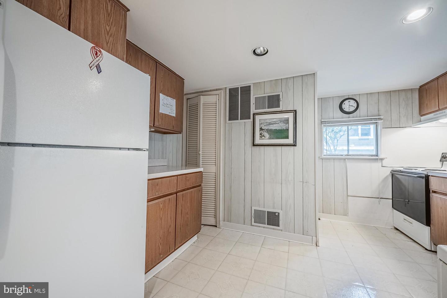 2947 RANDOM RD, FALLS CHURCH, Virginia 22042, 1 Bedroom Bedrooms, ,1 BathroomBathrooms,Residential,For sale,2947 RANDOM RD,VAFX2219834 MLS # VAFX2219834