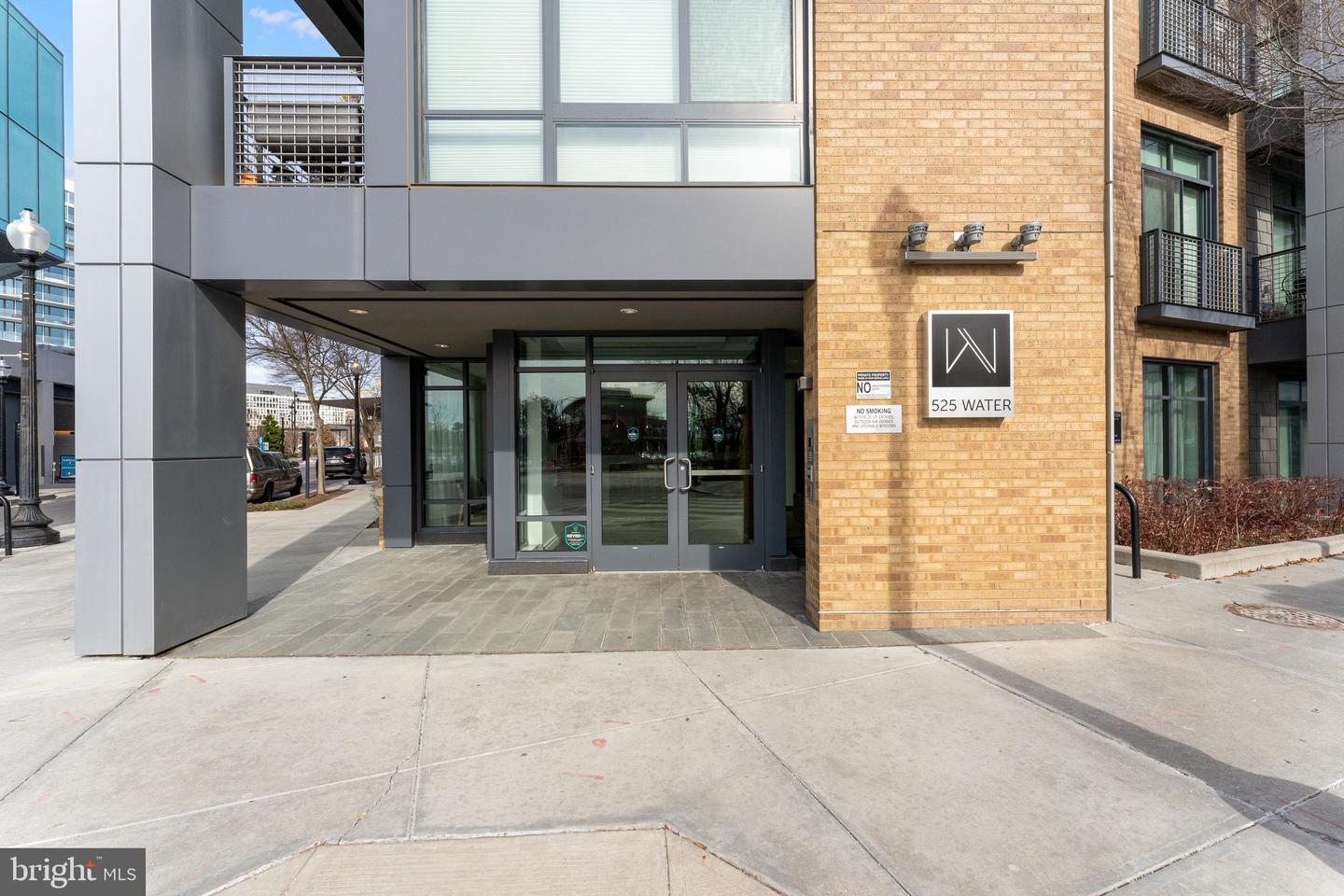 525 WATER ST SW #101, WASHINGTON, District Of Columbia 20024, 2 Bedrooms Bedrooms, 3 Rooms Rooms,2 BathroomsBathrooms,Residential,For sale,525 WATER ST SW #101,DCDC2181422 MLS # DCDC2181422