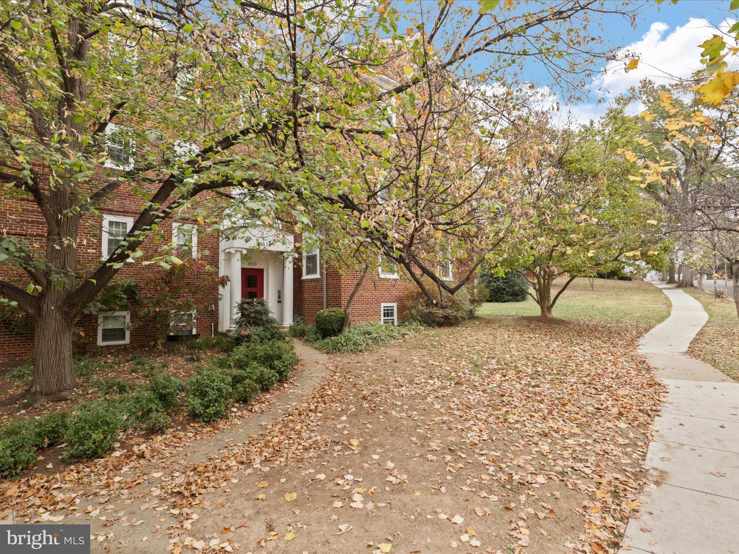 3839 RODMAN ST NW #D34, WASHINGTON, District Of Columbia 20016, 1 Bedroom Bedrooms, 1 Room Rooms,1 BathroomBathrooms,Residential,For sale,3839 RODMAN ST NW #D34,DCDC2183700 MLS # DCDC2183700