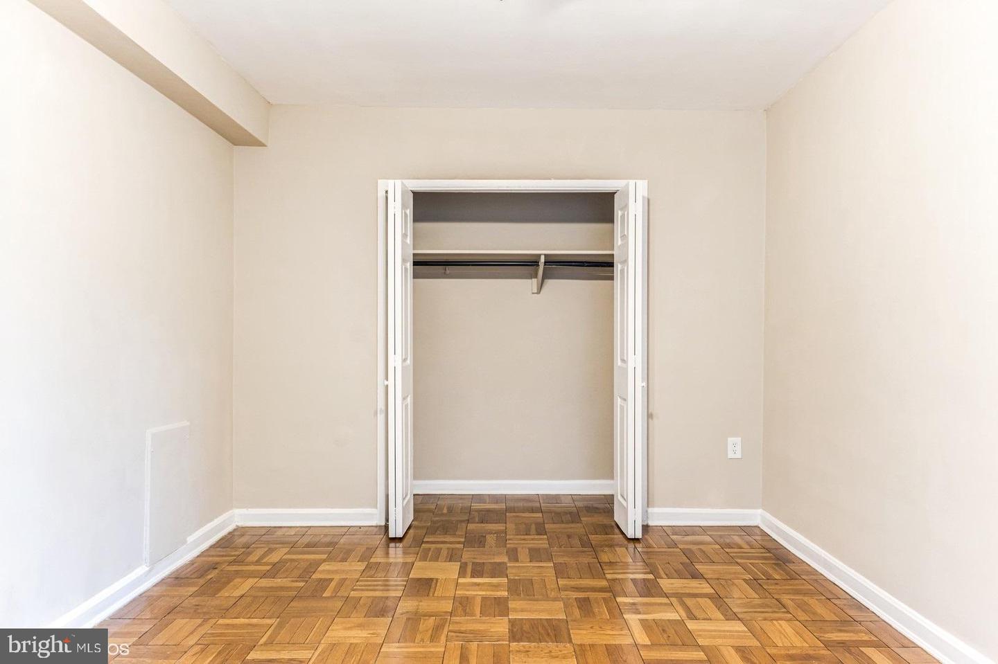 5315 CONNECTICUT AVE NW #406, WASHINGTON, District Of Columbia 20015, 1 Bedroom Bedrooms, ,1 BathroomBathrooms,Residential,For sale,5315 CONNECTICUT AVE NW #406,DCDC2183732 MLS # DCDC2183732