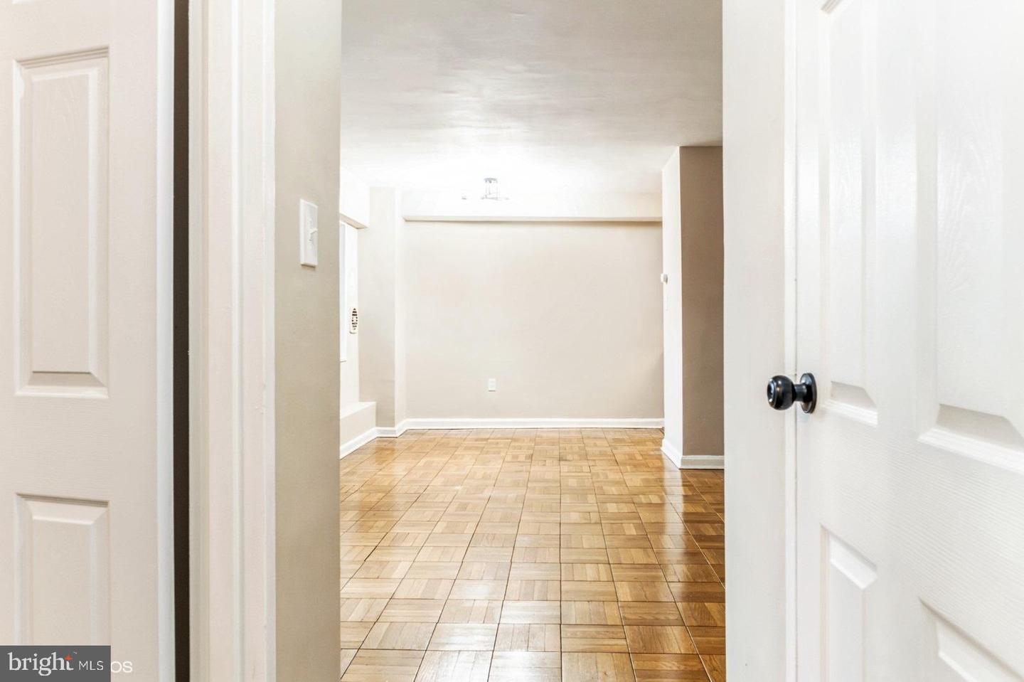 5315 CONNECTICUT AVE NW #406, WASHINGTON, District Of Columbia 20015, 1 Bedroom Bedrooms, ,1 BathroomBathrooms,Residential,For sale,5315 CONNECTICUT AVE NW #406,DCDC2183732 MLS # DCDC2183732