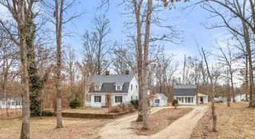 4561 WESTON RD, WARRENTON, Virginia 20187, 6 Bedrooms Bedrooms, ,4 BathroomsBathrooms,Residential,For sale,4561 WESTON RD,VAFQ2015180 MLS # VAFQ2015180