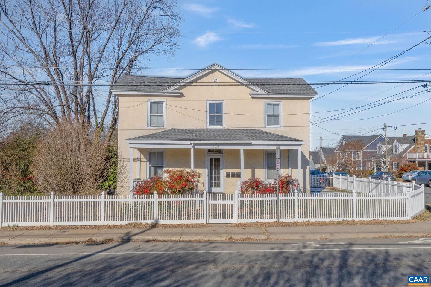 1001 AVON ST, CHARLOTTESVILLE, Virginia 22902, 4 Bedrooms Bedrooms, ,3 BathroomsBathrooms,Residential,For sale,1001 AVON ST,660600 MLS # 660600