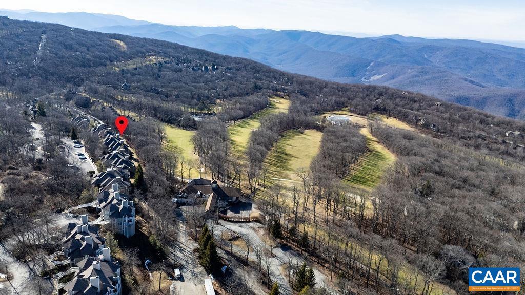 2061 STONE RIDGE CONDOS #2061, WINTERGREEN RESORT, Virginia 22967, 3 Bedrooms Bedrooms, ,3 BathroomsBathrooms,Residential,For sale,2061 STONE RIDGE CONDOS #2061,660604 MLS # 660604