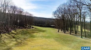 2061 STONE RIDGE CONDOS #2061, WINTERGREEN RESORT, Virginia 22967, 3 Bedrooms Bedrooms, ,3 BathroomsBathrooms,Residential,For sale,2061 STONE RIDGE CONDOS #2061,660604 MLS # 660604