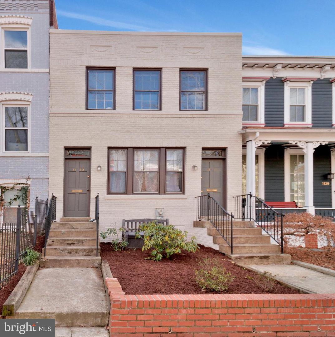 1131-1133 G ST NE, WASHINGTON, District Of Columbia 20002, 3 Bedrooms Bedrooms, ,2 BathroomsBathrooms,Residential,For sale,1131-1133 G ST NE,DCDC2172066 MLS # DCDC2172066