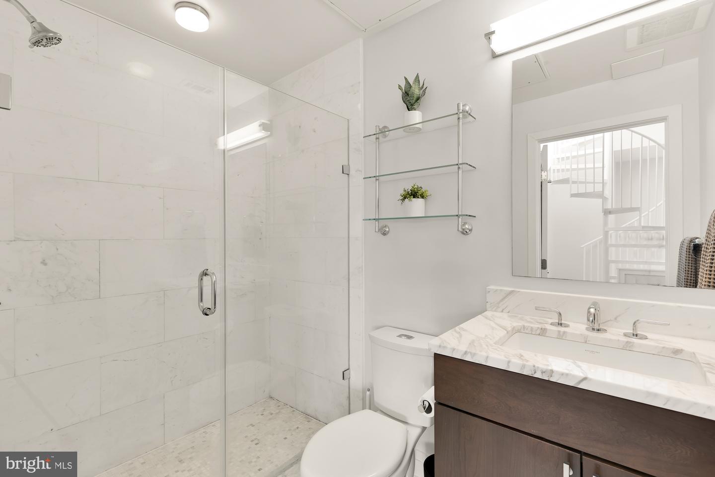 1304 RHODE ISLAND AVE NW #5, WASHINGTON, District Of Columbia 20005, 2 Bedrooms Bedrooms, ,1 BathroomBathrooms,Residential,For sale,1304 RHODE ISLAND AVE NW #5,DCDC2176160 MLS # DCDC2176160