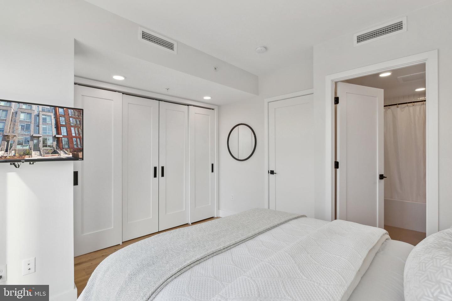 1211 VAN ST SE #TH-1D, WASHINGTON, District Of Columbia 20003, 2 Bedrooms Bedrooms, ,2 BathroomsBathrooms,Residential,For sale,1211 VAN ST SE #TH-1D,DCDC2176280 MLS # DCDC2176280