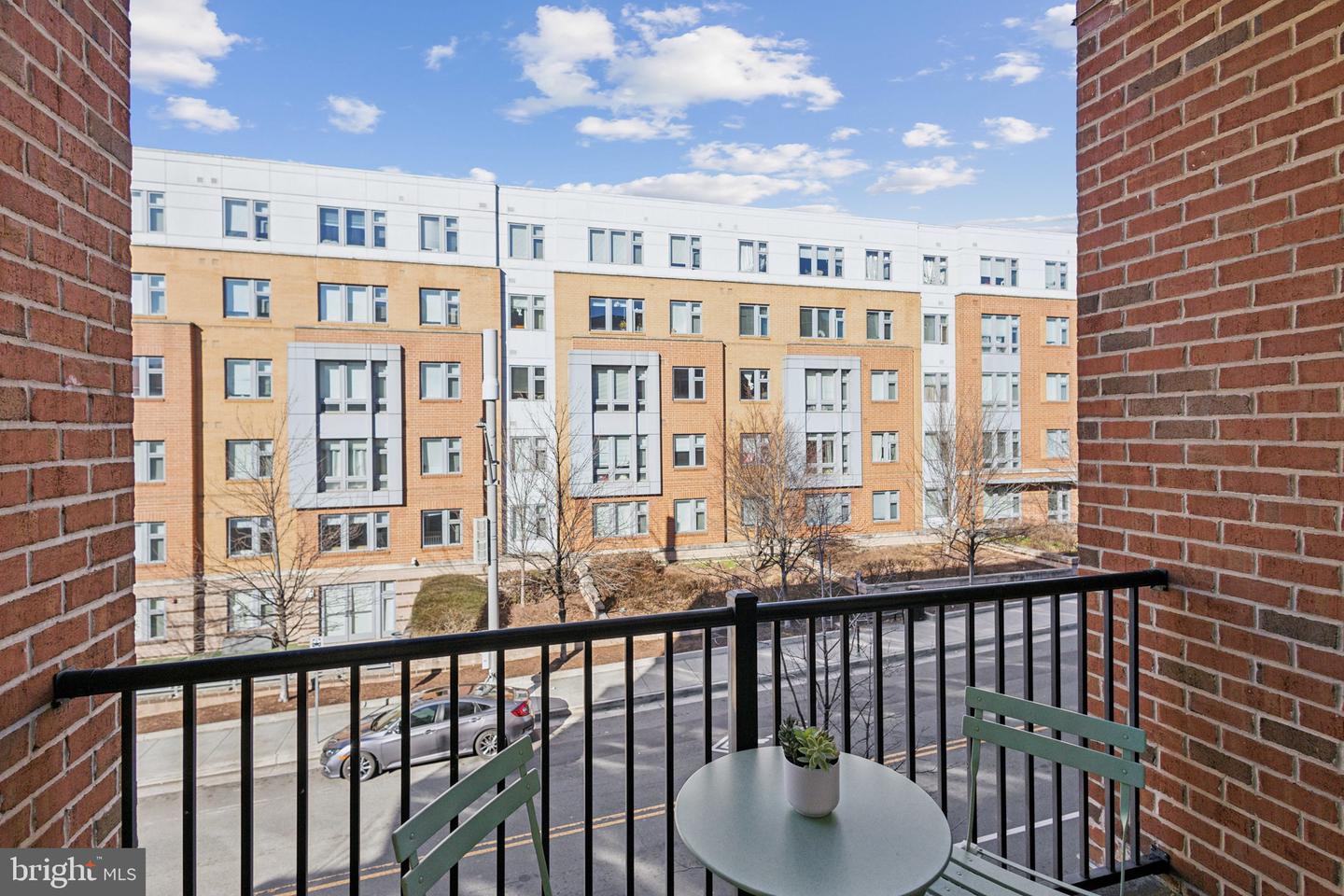 181 E REED AVE #208, ALEXANDRIA, Virginia 22305, 2 Bedrooms Bedrooms, ,2 BathroomsBathrooms,Residential,For sale,181 E REED AVE #208,VAAX2041608 MLS # VAAX2041608