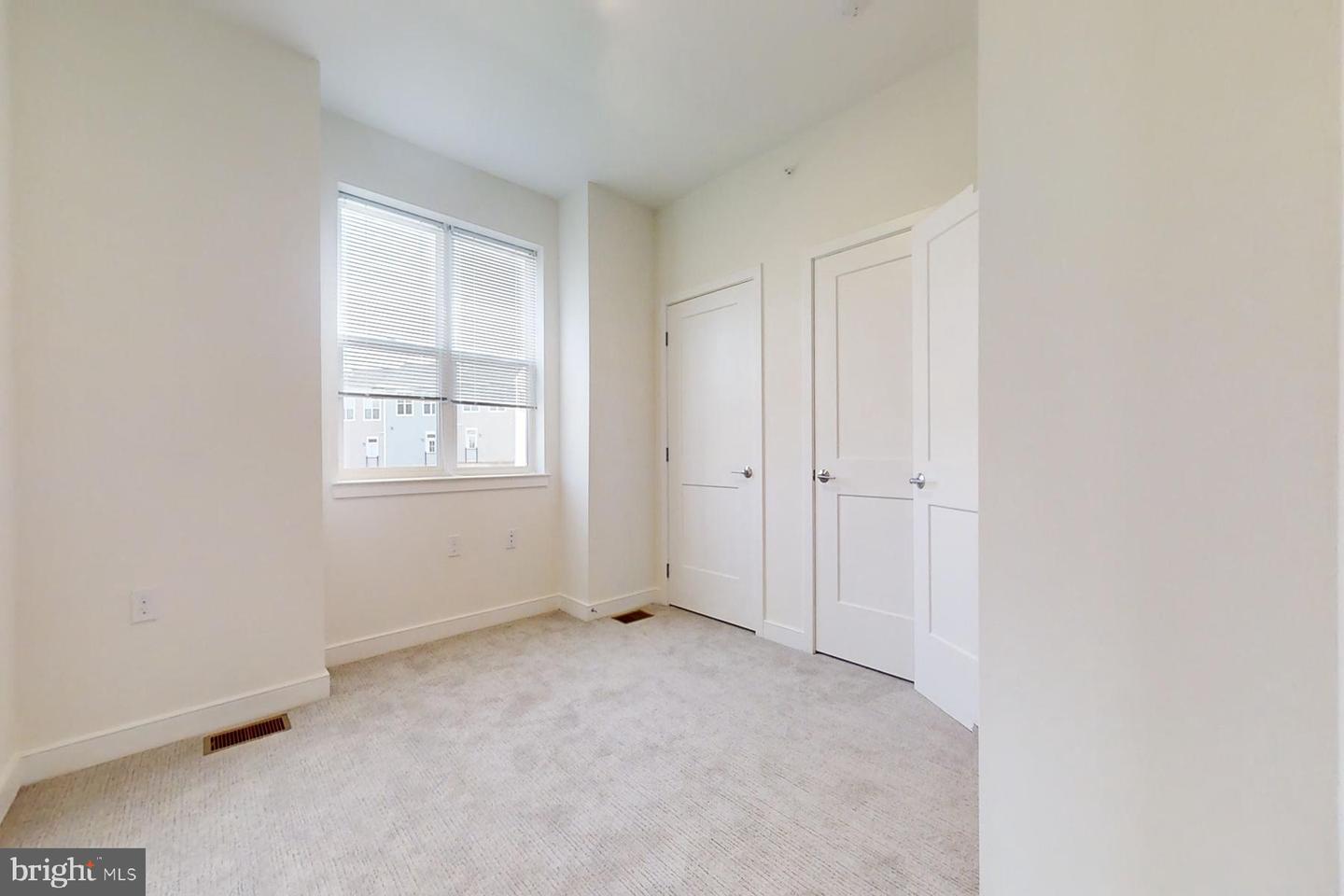 4900 EAST CAPITOL NE, WASHINGTON, District Of Columbia 20019, 3 Bedrooms Bedrooms, ,3 BathroomsBathrooms,Residential,For sale,4900 EAST CAPITOL NE,DCDC2184060 MLS # DCDC2184060