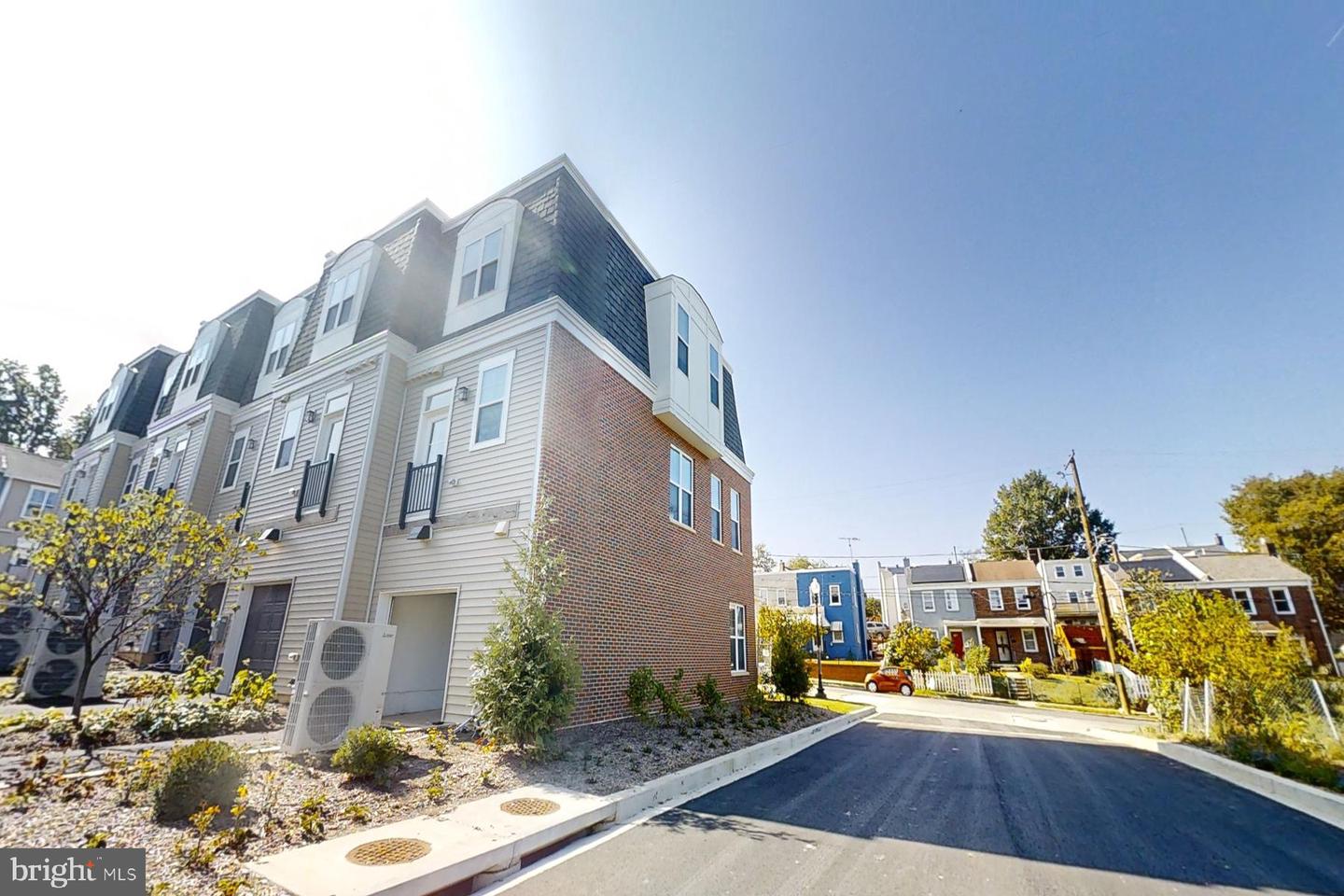 4908 EAST CAPITOL NE, WASHINGTON, District Of Columbia 20019, 3 Bedrooms Bedrooms, ,3 BathroomsBathrooms,Residential,For sale,4908 EAST CAPITOL NE,DCDC2184066 MLS # DCDC2184066