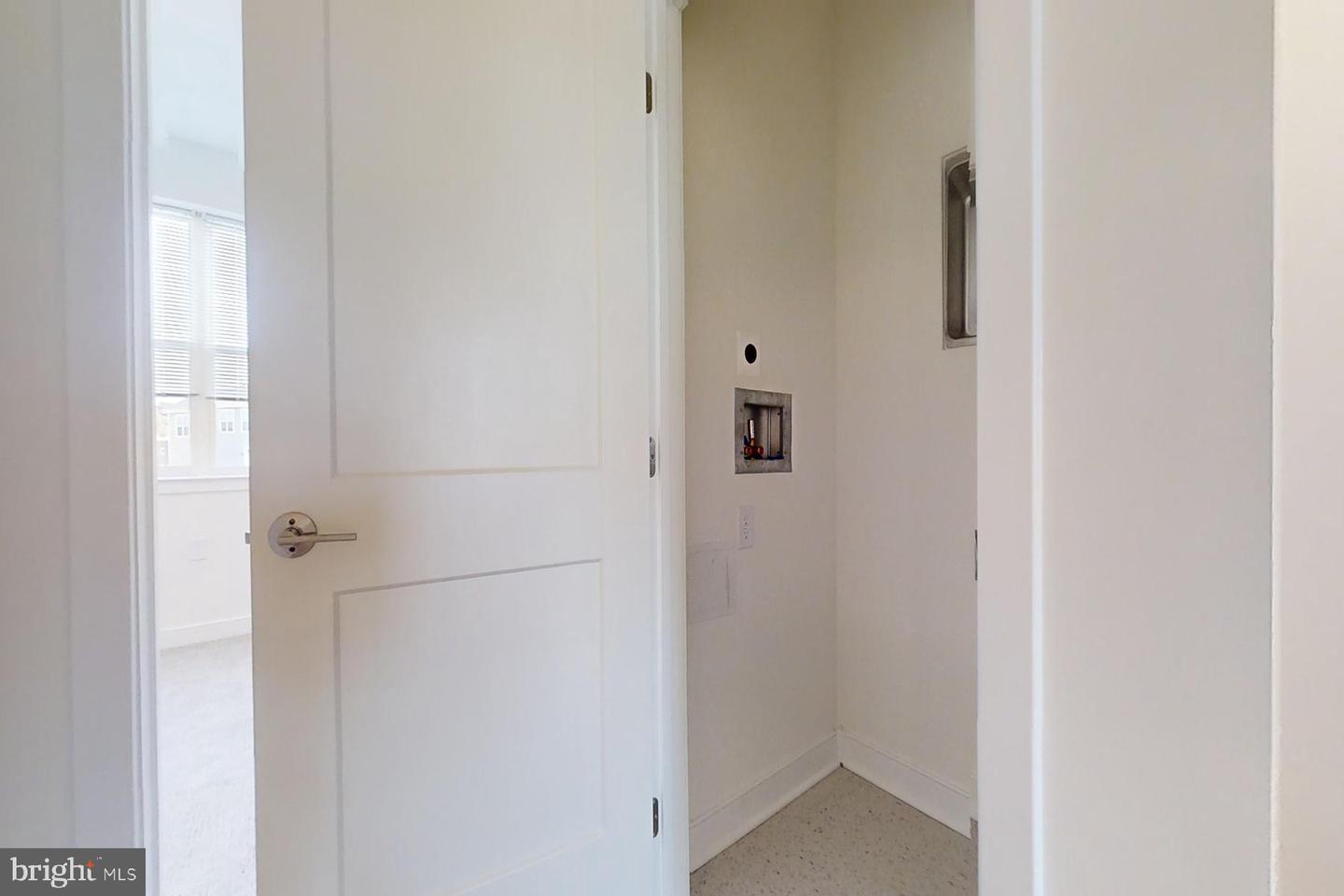 4908 EAST CAPITOL NE, WASHINGTON, District Of Columbia 20019, 3 Bedrooms Bedrooms, ,3 BathroomsBathrooms,Residential,For sale,4908 EAST CAPITOL NE,DCDC2184066 MLS # DCDC2184066