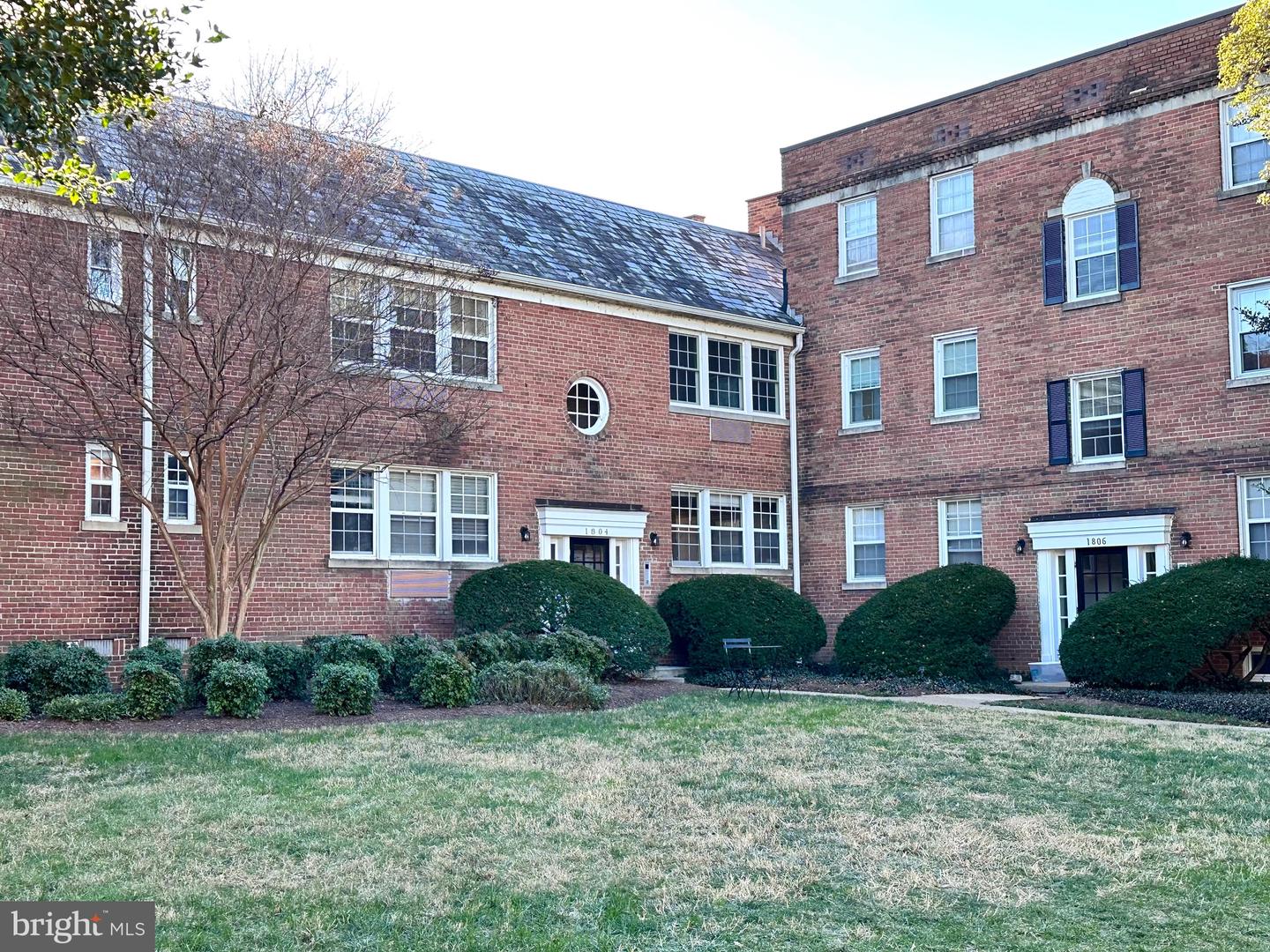 1804 W ABINGDON DR #102, ALEXANDRIA, Virginia 22314, 1 Bedroom Bedrooms, ,1 BathroomBathrooms,Residential,For sale,1804 W ABINGDON DR #102,VAAX2039962 MLS # VAAX2039962