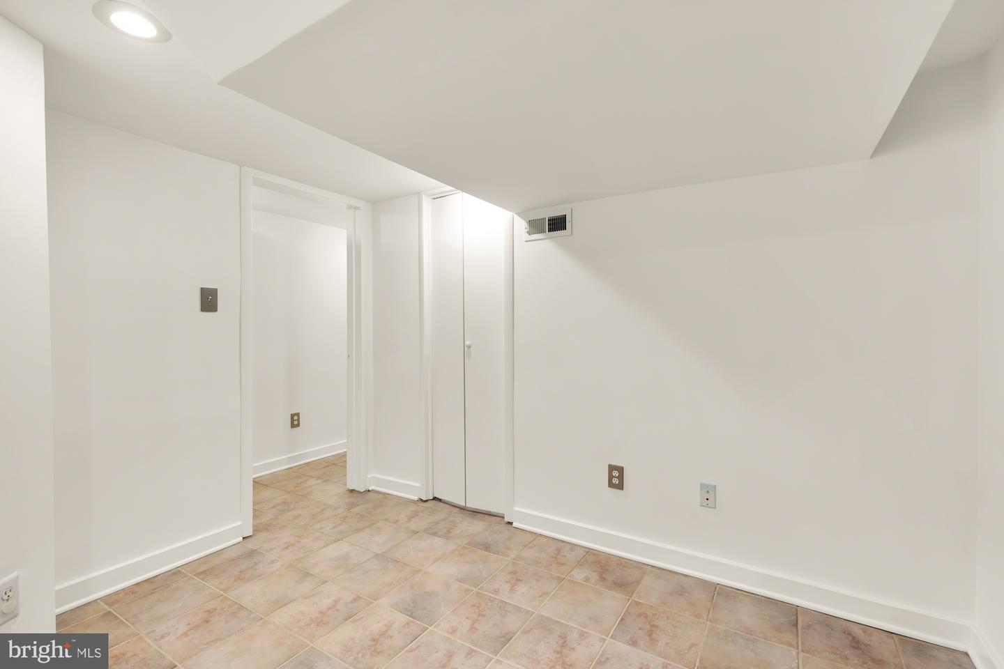 3489 HOLMEAD PL NW, WASHINGTON, District Of Columbia 20010, 4 Bedrooms Bedrooms, ,3 BathroomsBathrooms,Residential,For sale,3489 HOLMEAD PL NW,DCDC2174630 MLS # DCDC2174630