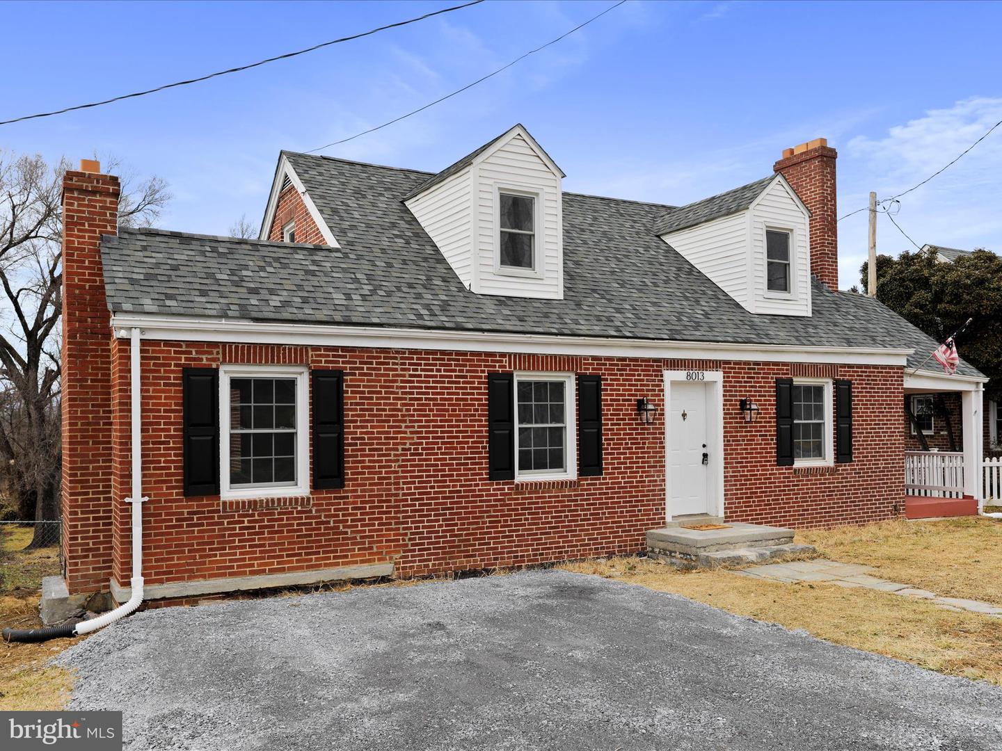 8013 MAIN ST, MIDDLETOWN, Virginia 22645, 3 Bedrooms Bedrooms, ,2 BathroomsBathrooms,Residential,For sale,8013 MAIN ST,VAFV2023976 MLS # VAFV2023976