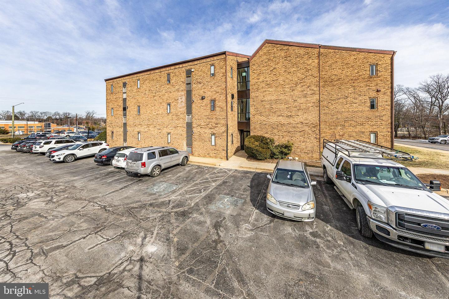 6116 ROLLING RD #109, SPRINGFIELD, Virginia 22152, ,Land,For sale,6116 ROLLING RD #109,VAFX2220886 MLS # VAFX2220886